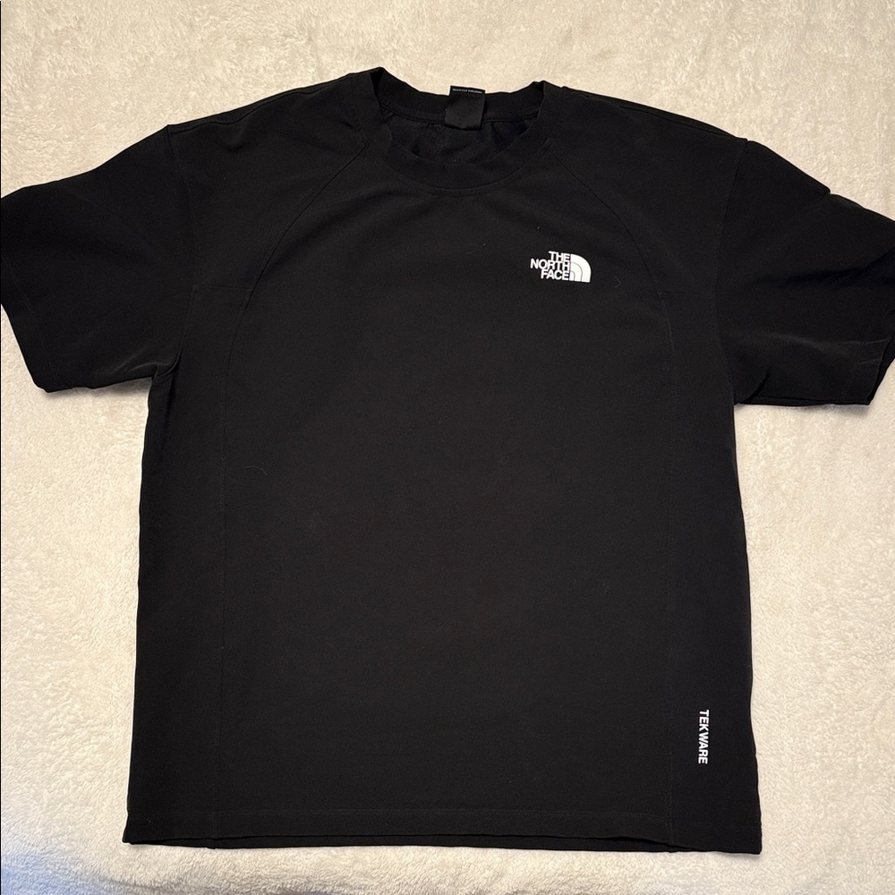 The North Face Men's black tekware Tee